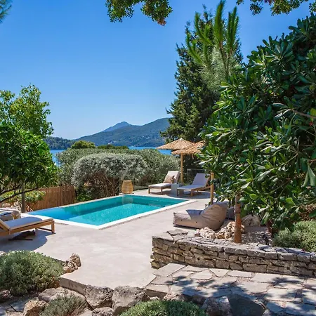Villa Islets Nydri (Lefkada)